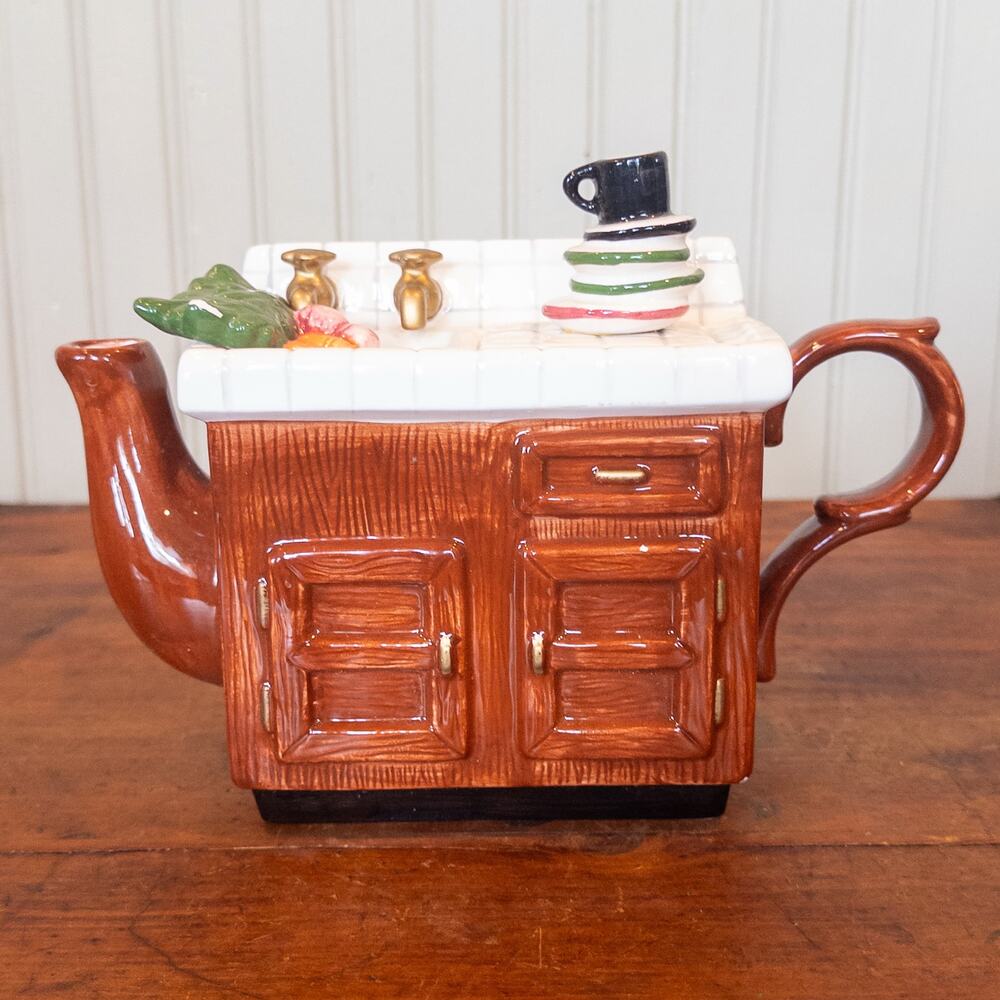 Kitchen Sink Novelty Teapot, World Bazaars, Cabinet and Dish Stack Lid, Ceramic